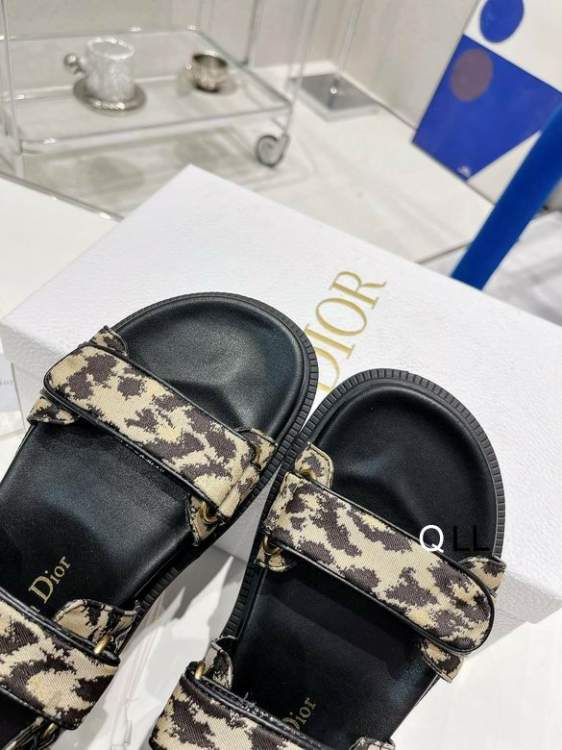 Dior Shoes _SKUDiorcolors030602sz35-39LL3298